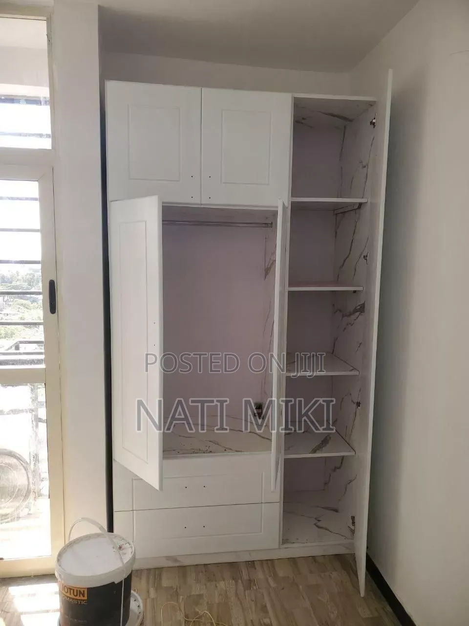 Furnished 2bdrm Condo in Condominium, Akaky Kaliti for sale