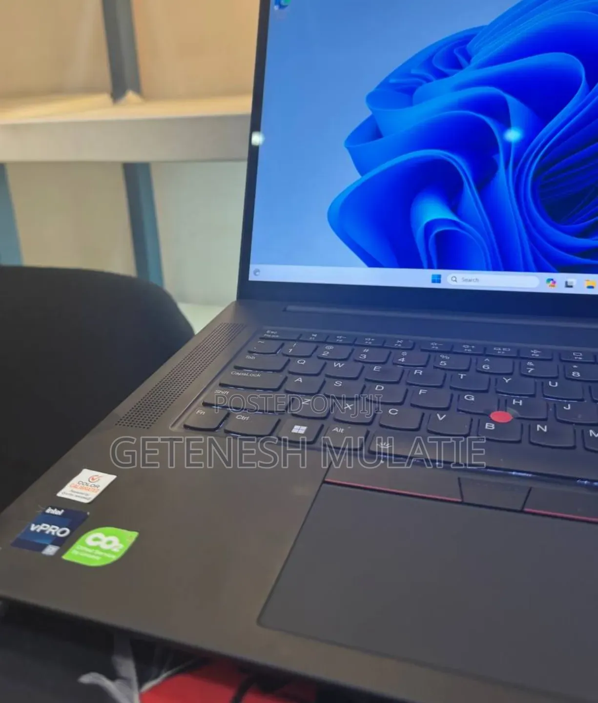 New Laptop Lenovo 32GB Intel Core i7 SSD 1T