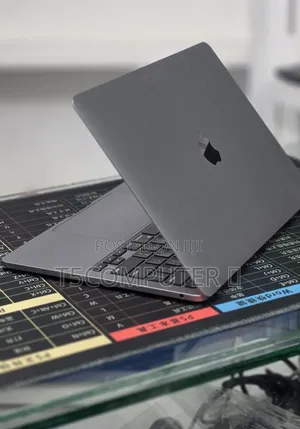 New Laptop Apple MacBook Air 2020 M1 16GB Apple M1 SSD 256GB