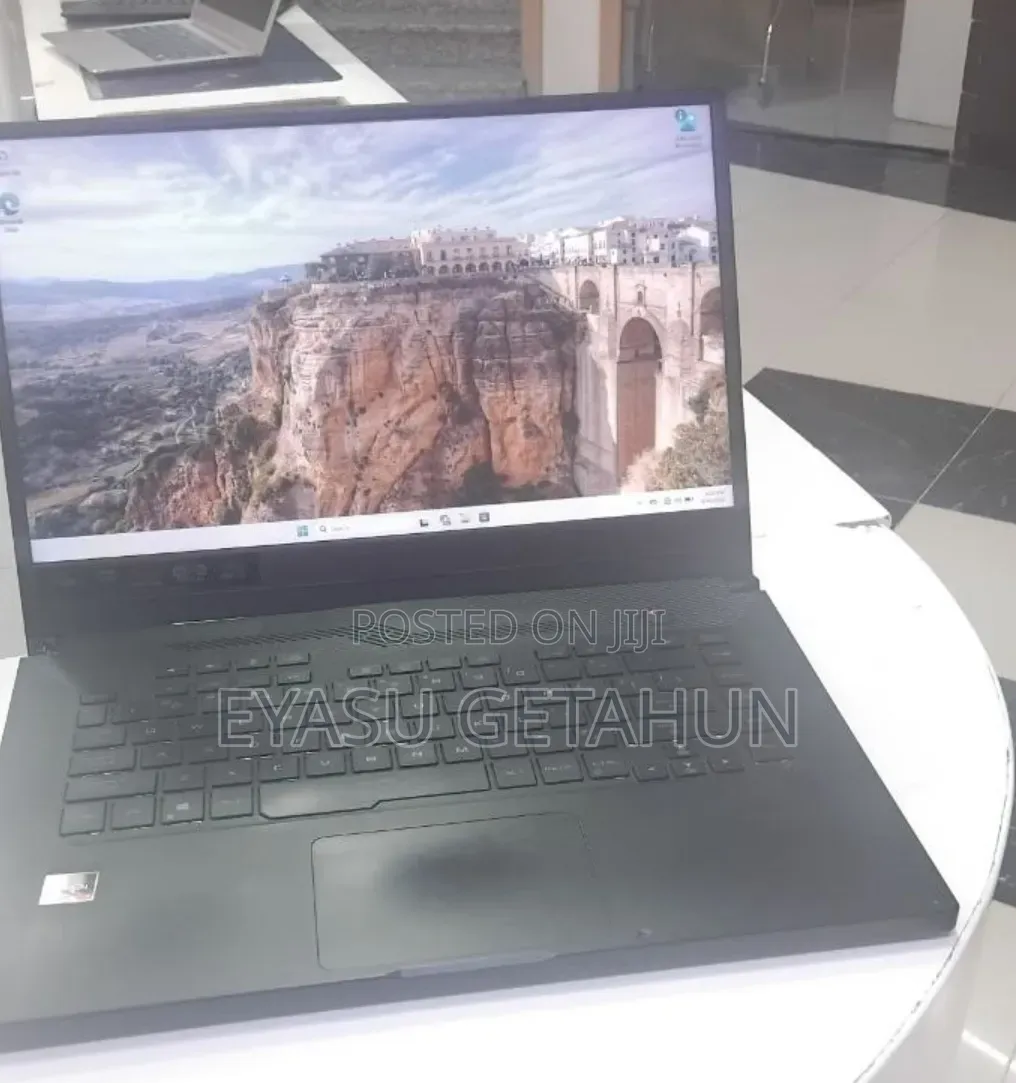 New Laptop Asus ROG Zephyrus G15 16GB AMD Ryzen 7 SSD 512GB