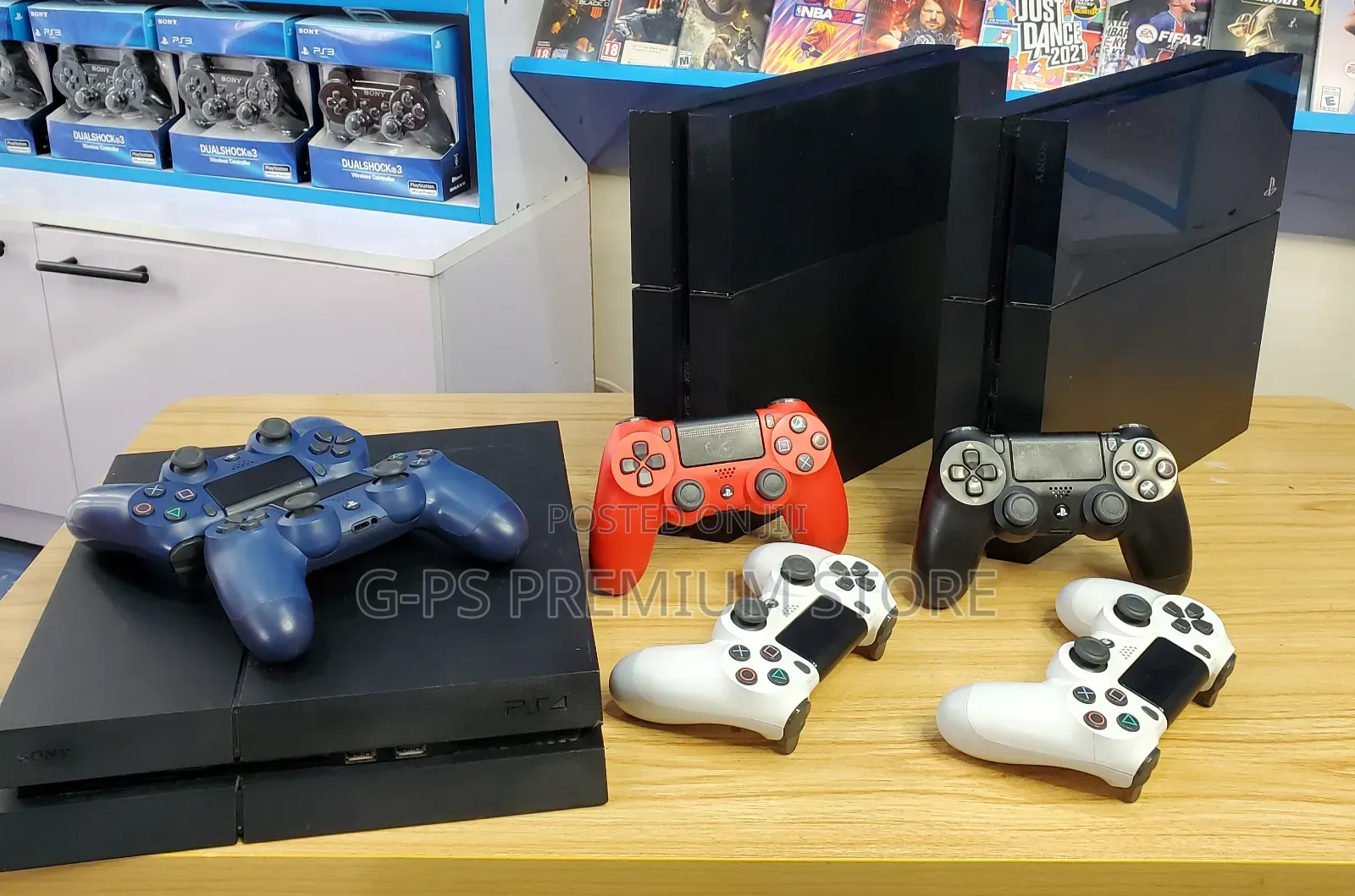 PS4 Fat Jailbreak FC 27 + 10 Games 2 Original Joystick ከ Poland የመጣ
‎