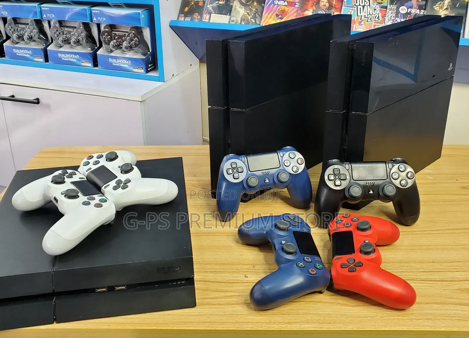 PS4 Fat Jailbreak FC 27 + 10 Games 2 Original Joystick ከ Poland የመጣ
‎