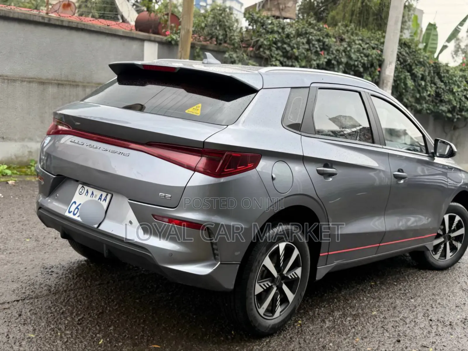 BYD E2 43 kWh 94 hp FWD 2024 Gray