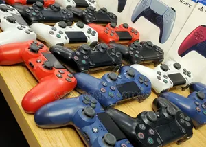 PS4 Original Joystick 100% ጥራት በፈለጉት ከለር 
‎ከ Poland የመጣ