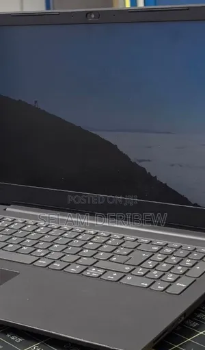 New Laptop Lenovo Ideapad 3 8GB Intel Core i3 HDD 1T