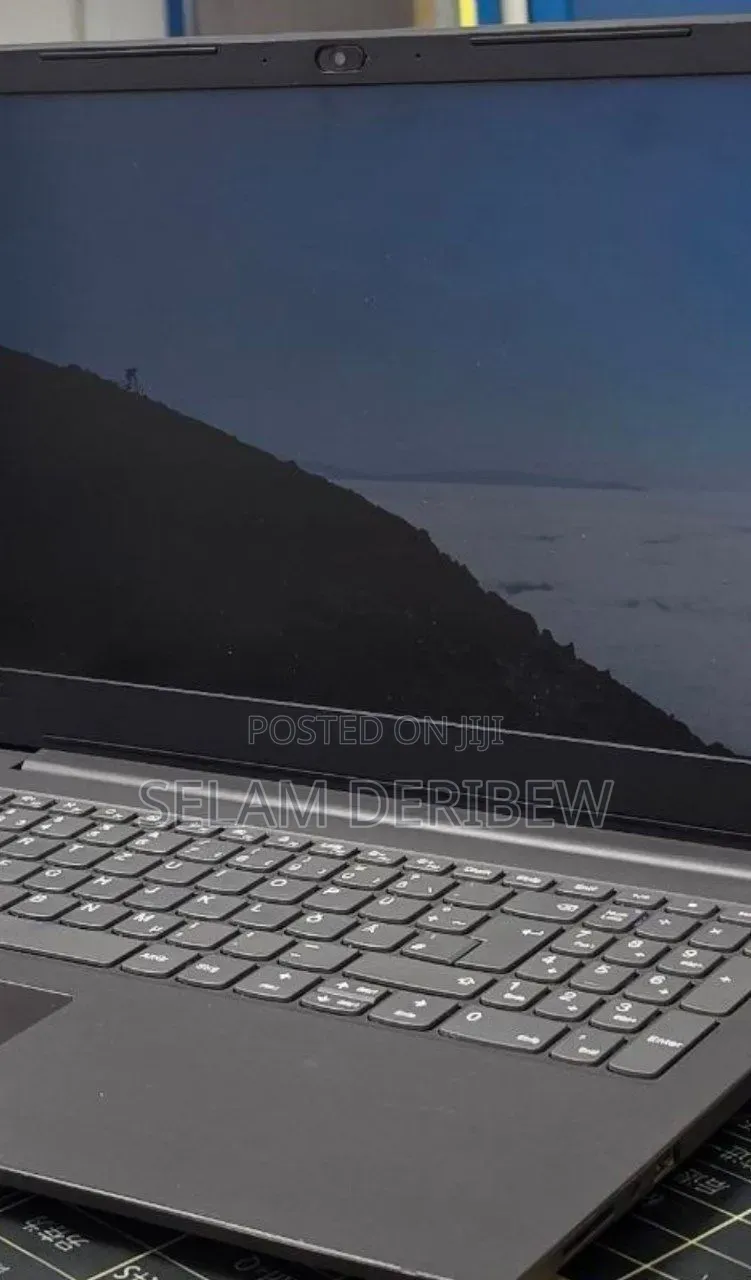 New Laptop Lenovo Ideapad 3 8GB Intel Core i3 HDD 1T
