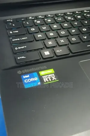 New Laptop MSI GP75 Leopard 16GB Intel Core i7 SSD 512GB