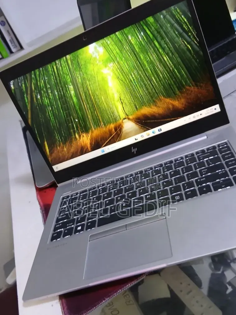 New Laptop HP EliteBook 840 8GB Intel Core i5 SSD 512GB