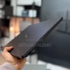 New Laptop Microsoft Surface 16GB Intel Core i7 SSD 512GB