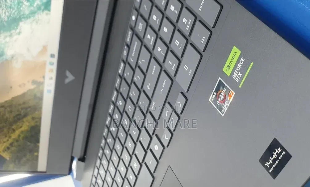 New Laptop HP Victus 15 16GB AMD Ryzen 7 SSD 512GB