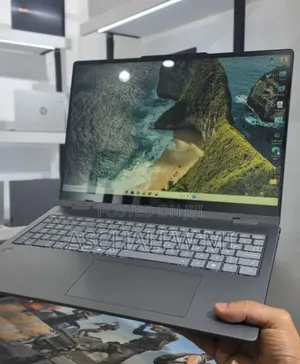 New Laptop Lenovo Yoga 2 16GB Intel Core Ultra 5 SSD 512GB