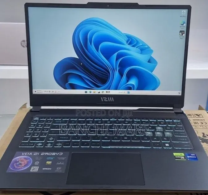 New Laptop MSI Cyborg 15 16GB Intel Core i7 SSD 1T