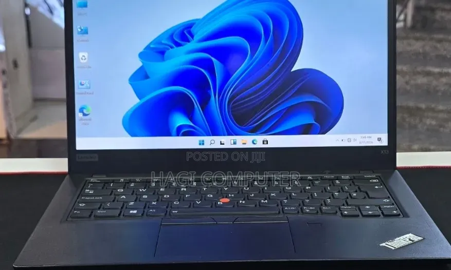 New Laptop Lenovo ThinkPad x13 Yoga 16GB Intel Core i7 SSD 512GB