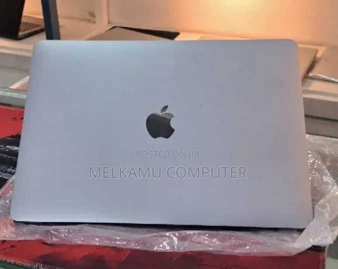 New Laptop Apple MacBook Air 2020 M1 16GB Apple M1 SSD 512GB