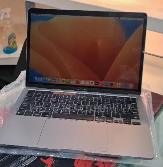 New Laptop Apple MacBook Air 2020 M1 16GB Apple M1 SSD 512GB