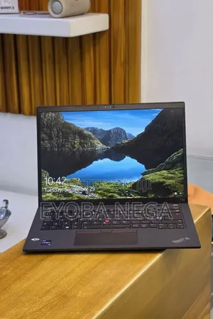 New Laptop Lenovo ThinkPad T14 16GB Intel Core i5 SSD 512GB
