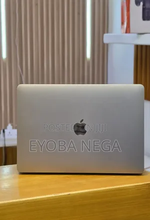 New Laptop Apple MacBook Air 2020 M1 16GB Apple M1 SSD 512GB