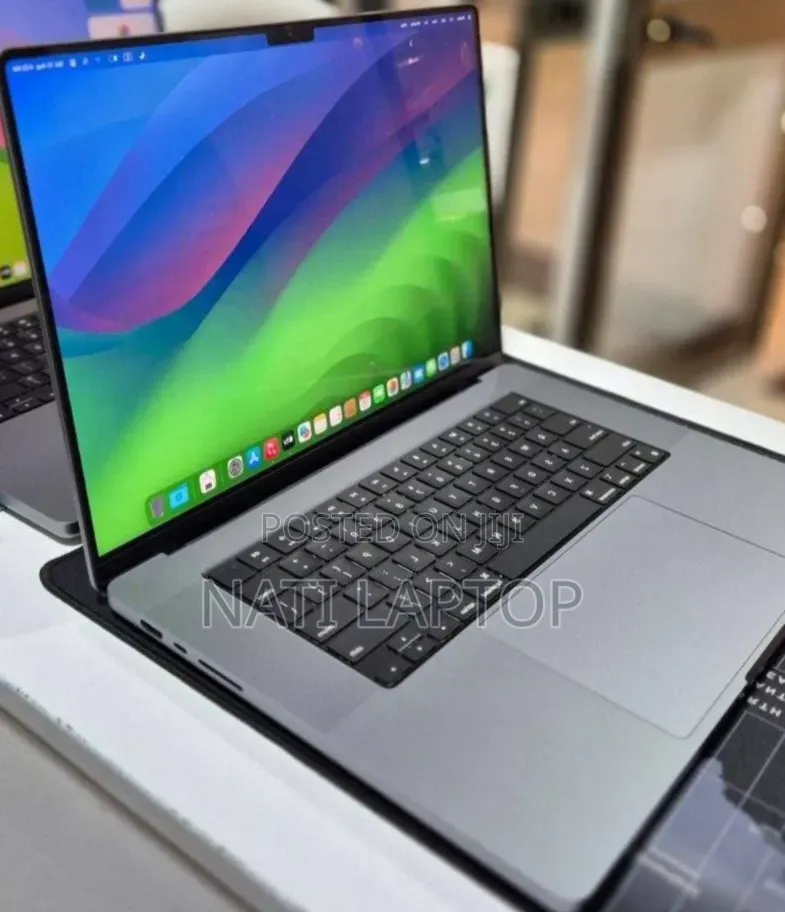 New Laptop Apple MacBook Pro 2021 M1 Max 32GB Apple M1 Max SSD 512GB