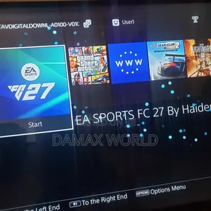 9.00 Playstation 4 Slim With Games