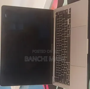 New Laptop Apple MacBook Pro 2020 M1 8GB Apple M1 SSD 256GB