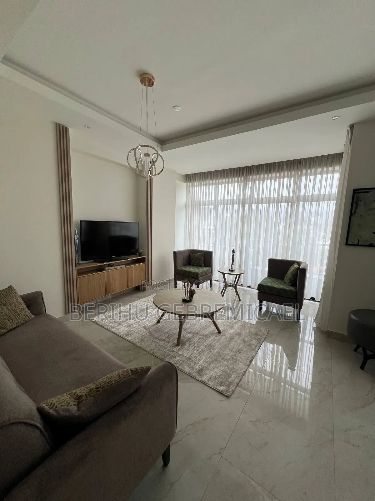 Furnished 2bdrm Apartment in ከዛንቺስ, Yeka for rent