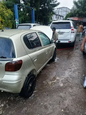 Toyota Vitz 1.0 FWD 3dr 2003 Brown