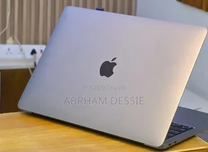 New Laptop Apple MacBook Air 2020 M1 16GB Apple M1 SSD 512GB