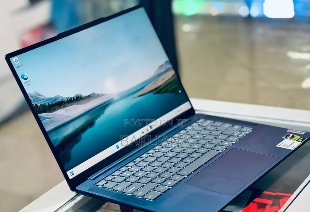 New Laptop Lenovo 16GB SSD 1T