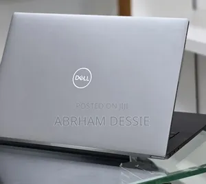 New Laptop Dell 16GB Intel Core i7 SSD 512GB