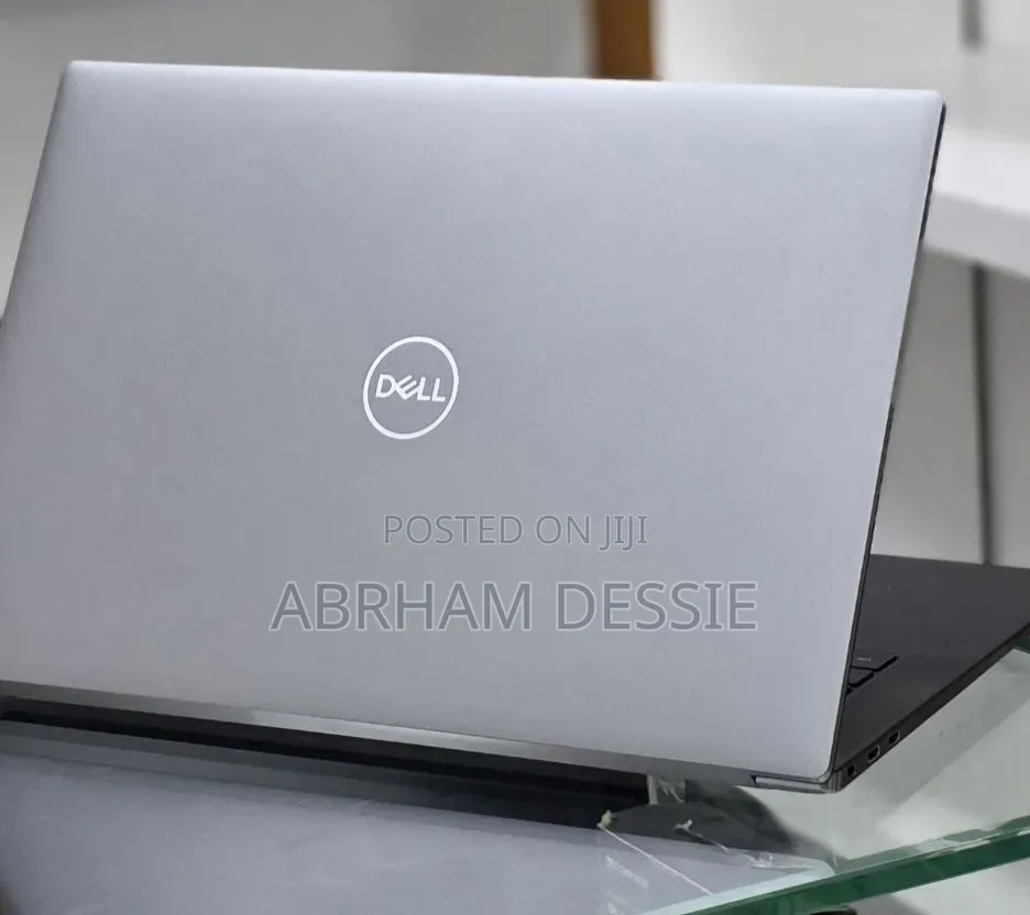 New Laptop Dell 16GB Intel Core i7 SSD 512GB