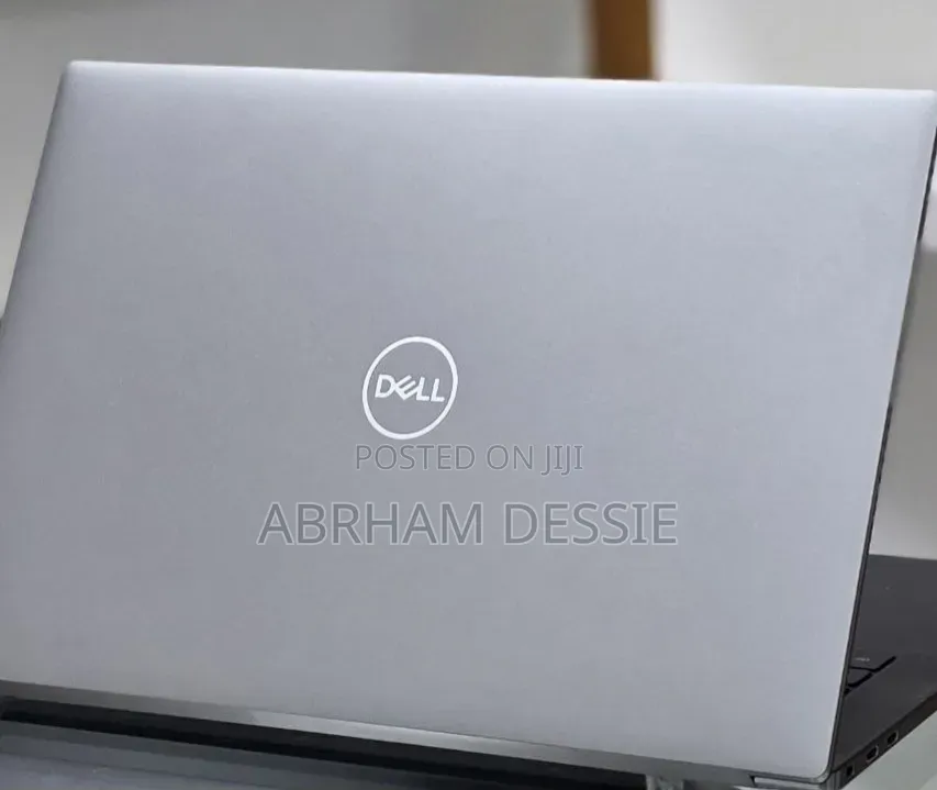 New Laptop Dell 16GB Intel Core i7 SSD 512GB