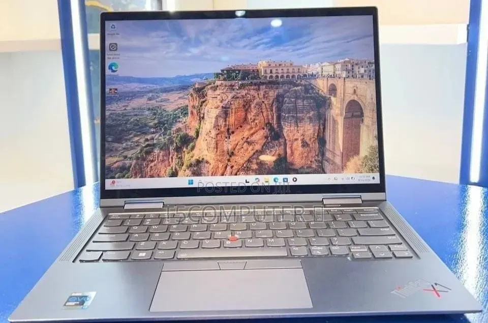 New Laptop Lenovo ThinkPad X1 Yoga 32GB Intel Core i7 SSD 512GB