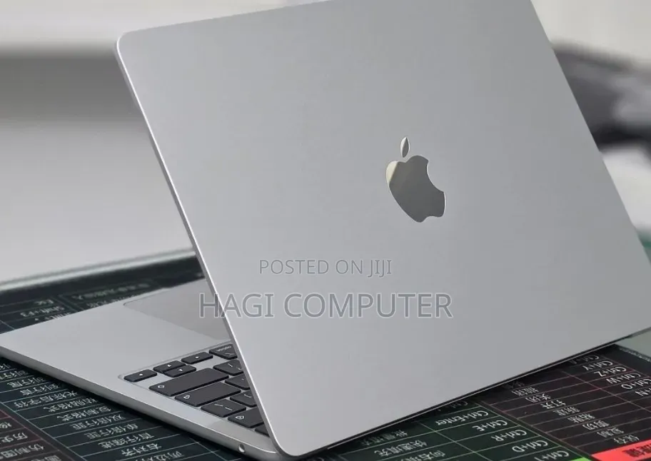 New Laptop Apple MacBook Air 2026 M5 16GB Apple M5 SSD 512GB