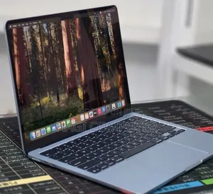 New Laptop Apple MacBook Air 2025 M4 16GB Apple M4 SSD 512GB