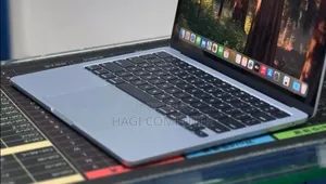 New Laptop Apple MacBook Air 2025 M4 16GB Apple M4 SSD 512GB