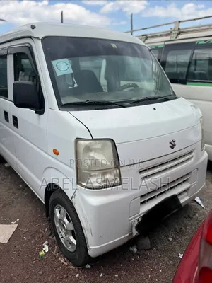 Suzuki Every Wagon 2012 White
