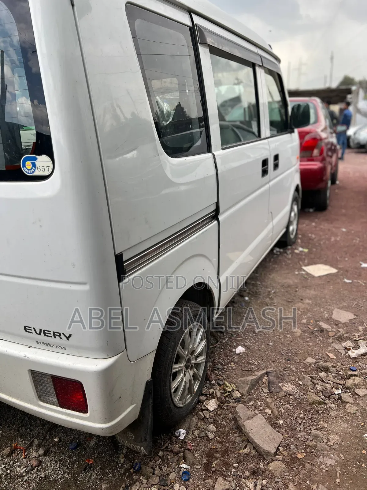 Suzuki Every Wagon 2012 White
