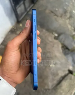Apple iPhone 12 64 GB Blue