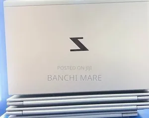 New Laptop HP ZBook Firefly G8 16GB Intel Core i7 SSD 512GB