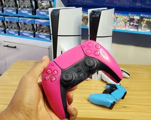 PS5 Slim | FC 27 + 5 Games | 1 Original Joystick ከ Poland የመጣ
‎
