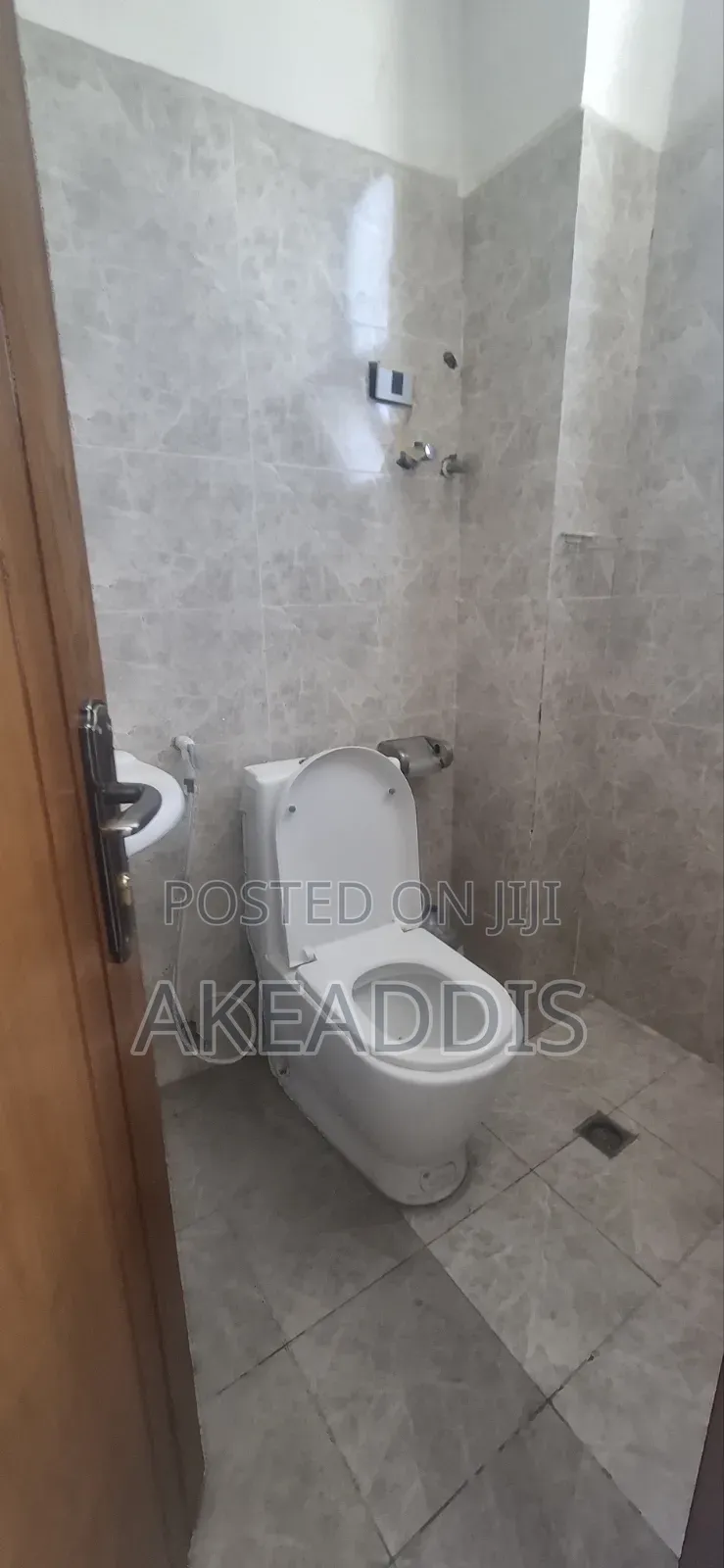 Furnished 2bdrm Apartment in ሰሚት 72, Bole for sale