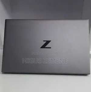 New Laptop HP ZBook Firefly G9 16GB Intel Core i7 SSD 512GB