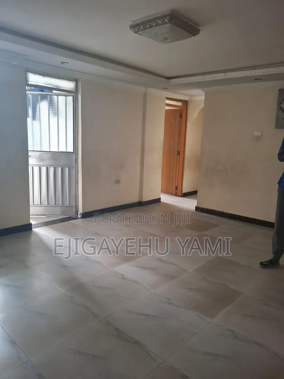 Furnished 3bdrm Condo in Condominium, Bole for sale