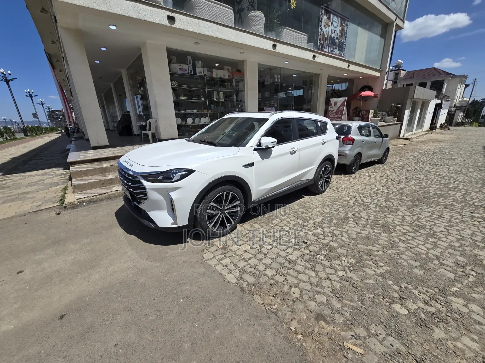 Jetour X70 Plus 1.6 7-Seater FWD 2022 White