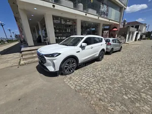 Jetour X70 Plus 1.6 7-Seater FWD 2022 White
