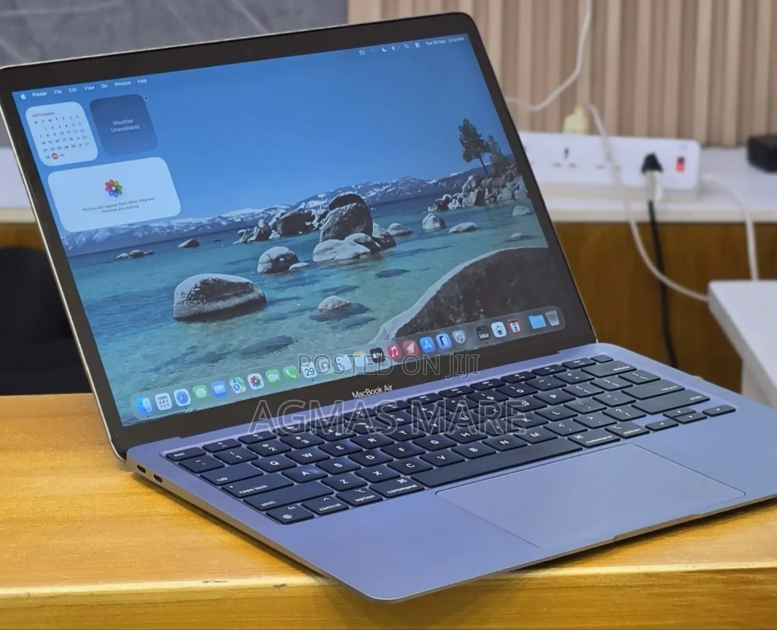 New Laptop Apple MacBook Air 2020 M1 16GB Apple M1 SSD 512GB