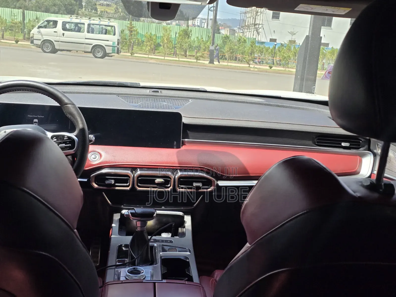 Jetour X70 Plus 1.6 7-Seater FWD 2022 White
