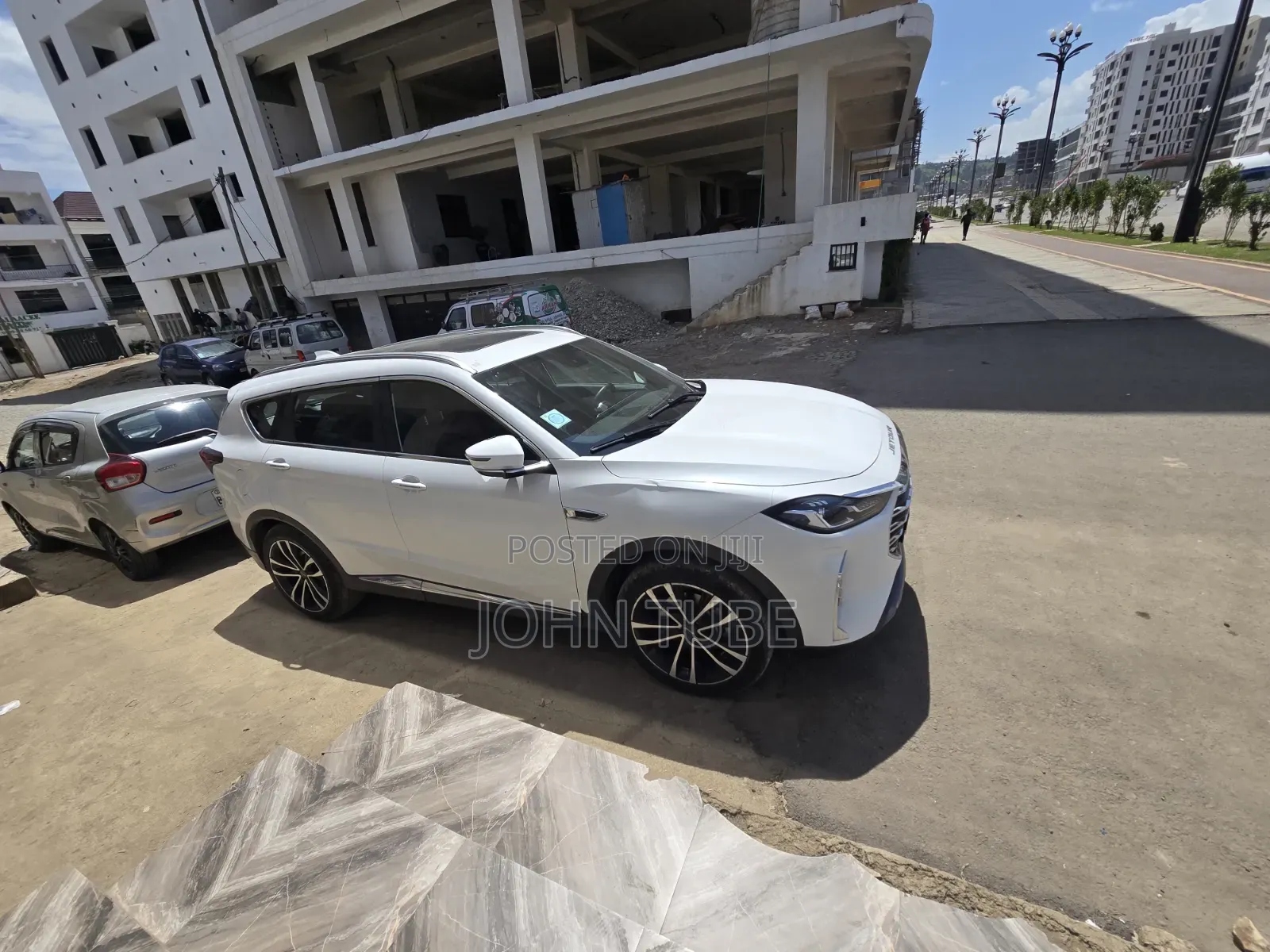 Jetour X70 Plus 1.6 7-Seater FWD 2022 White