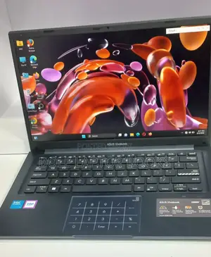 New Laptop Asus Vivobook 14 16GB Intel Core i5 SSD 512GB