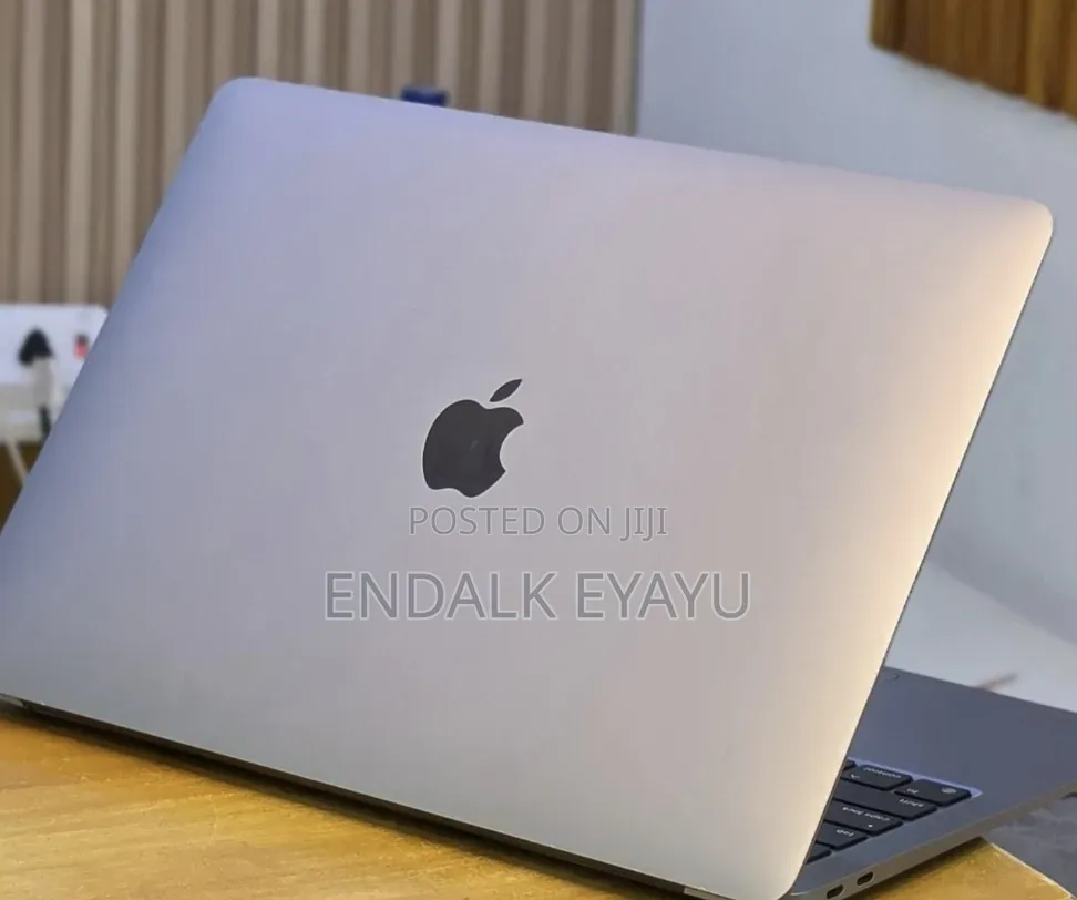 New Laptop Apple MacBook Air 2020 M1 16GB Apple M1 SSD 512GB